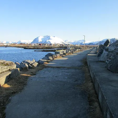بيت شباب Melastua Gjestehus Nordmela